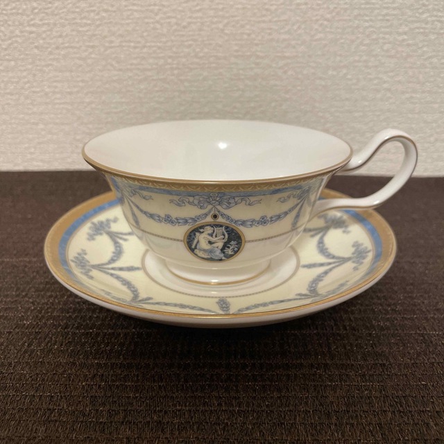 WEDGWOOD - ウェッジウッド マデリン ピオニー カップ&ソーサーの通販