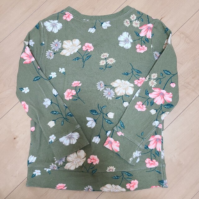 Old Navy(オールドネイビー)のヤヤヤ、やさしい花柄がカワちぃ！サイズ5T 110cm OLD NAVY キッズ/ベビー/マタニティのキッズ服女の子用(90cm~)(ジャケット/上着)の商品写真