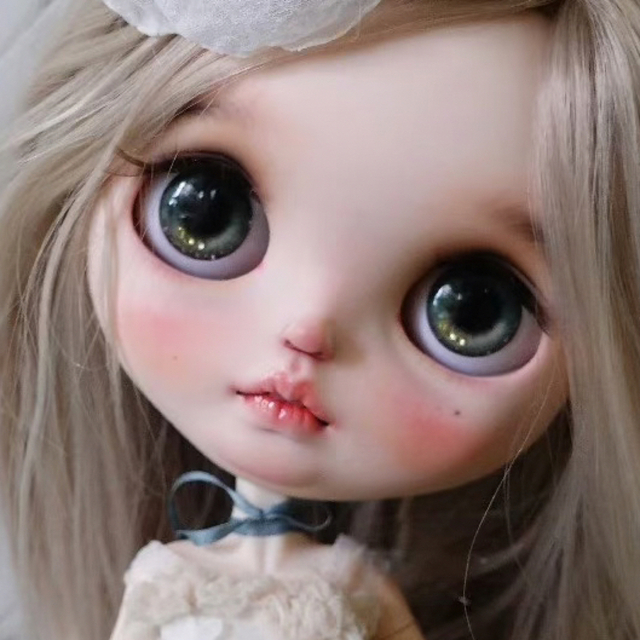 作家様カスタムブライス 人形 かわいい キラキラ 美人さん | フリマアプリ ラクマ