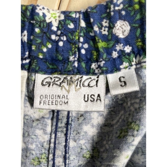 GRAMICCI(グラミチ)のGRAMICCI 花柄ショートパンツ メンズのパンツ(ショートパンツ)の商品写真