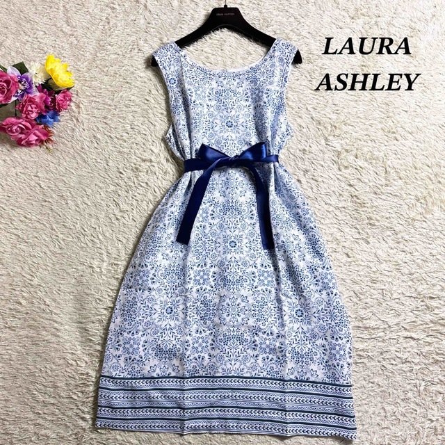 ローラアシュレイ（Lauraashley)ノースリーブAラインワンピース　花柄