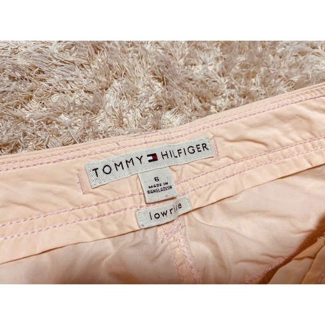 TOMMY HILFIGER(トミーヒルフィガー)のTommy Hilfiger パンツ レディースのパンツ(ハーフパンツ)の商品写真