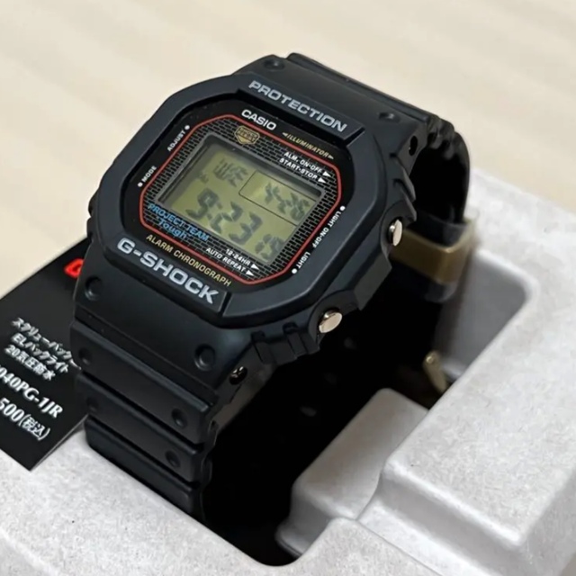 新品未使用　g-shock 40周年　g-shock DW-5040PG-1JR