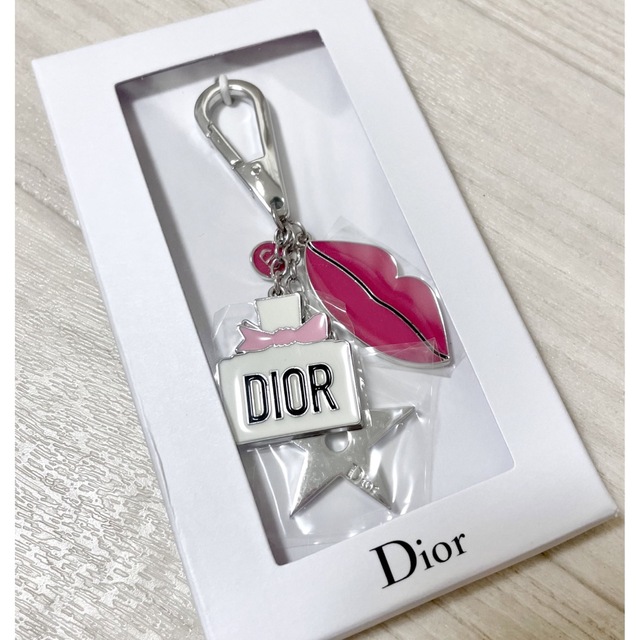 Dior(ディオール)のDior チャーム　キーホルダー レディースのファッション小物(キーホルダー)の商品写真