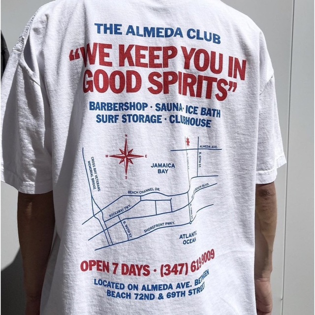 The apartment the Almeda Club t shirt XL