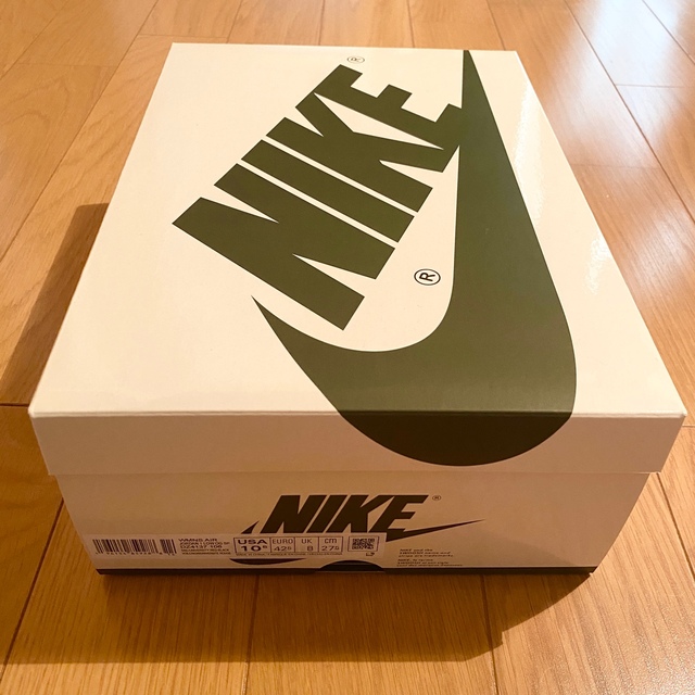 NIKE(ナイキ)の新品 Travis Scott × Nike WMNS Air Jordan 1 メンズの靴/シューズ(スニーカー)の商品写真
