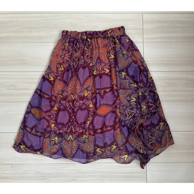 A・I・C(エーアイシー)のA.I.Cエーアイシー　アフリカンパープルオレンジ系スカート レディースのスカート(ひざ丈スカート)の商品写真