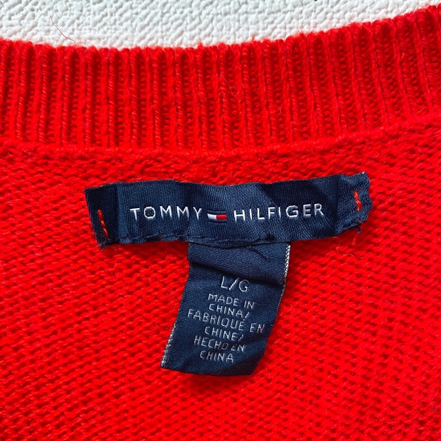 TOMMY HILFIGER(トミーヒルフィガー)のトミーヒルフィガー　ニットカーディガン　ケーブル編み　フラッグロゴ　赤色　L レディースのトップス(カーディガン)の商品写真