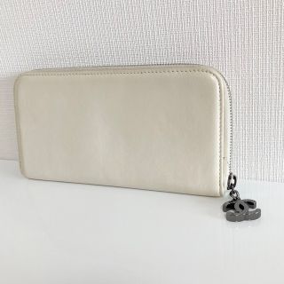 CHANEL - CHANEL カーフ ラウンドファスナー ホワイト 白の通販 by