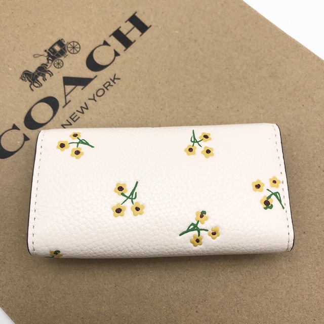 【COACH☆新品】6 リング キー ケース ウィズ フローラル☆ホワイト☆
