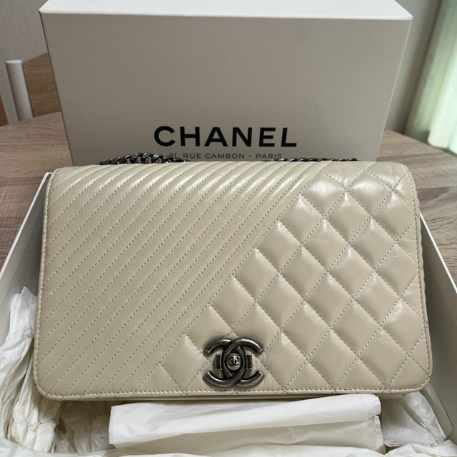 CHANEL ボーイシャネル　ショルダーバッグ