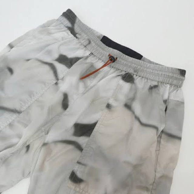 HERON PRESTON(ヘロンプレストン)のheron preston camo pants メンズのパンツ(ワークパンツ/カーゴパンツ)の商品写真