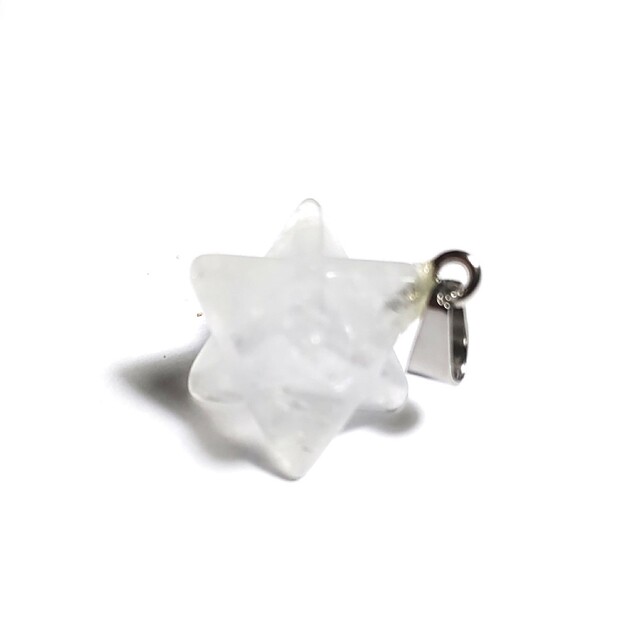 H3599【天然石】マカバスター 水晶 ペンダント トップ チャーム レディースのアクセサリー(ネックレス)の商品写真