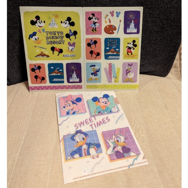 Disney(ディズニー)のクリアホルダー2枚セット エンタメ/ホビーのアニメグッズ(クリアファイル)の商品写真