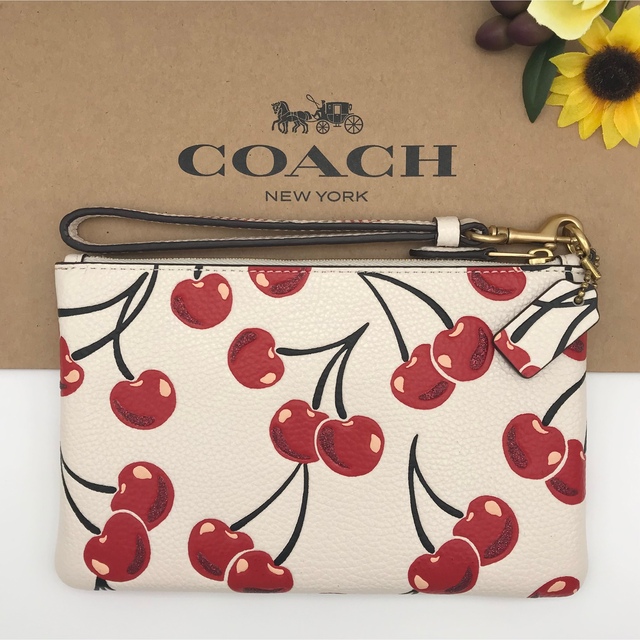 COACH ポーチ ★大人気★ スモール リストレット チェリー プリント 新品 1