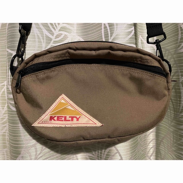 KELTY(ケルティ)のケルティーoval shoulder メンズのバッグ(ショルダーバッグ)の商品写真
