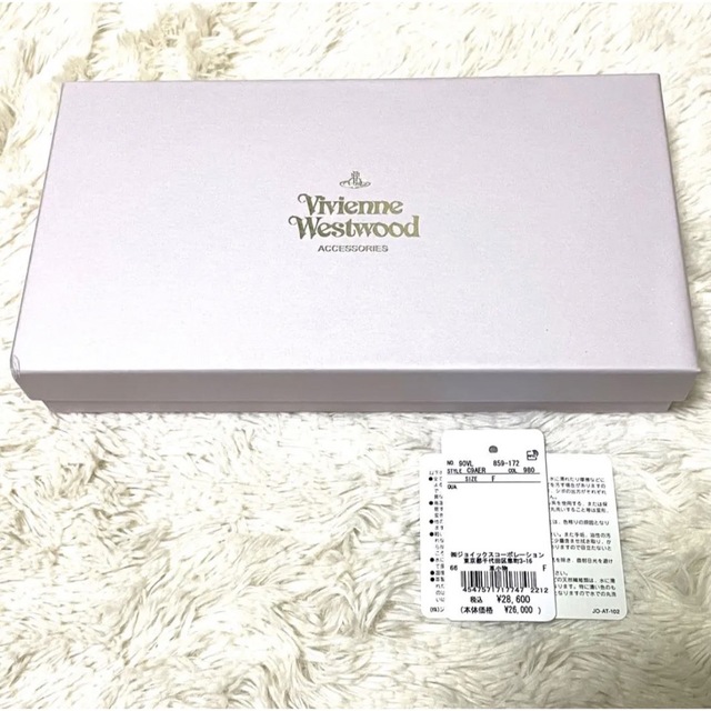 Vivienne Westwood(ヴィヴィアンウエストウッド)の【専用】ヴィヴィアンウエストウッド ラウンドファスナー長財布 オーブ ゴールド レディースのファッション小物(財布)の商品写真