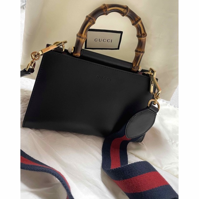 Gucci(グッチ)のGUCCI ニムフェア　レザー　ブラック　バンブー レディースのバッグ(ハンドバッグ)の商品写真