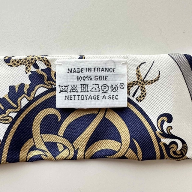 HERMES - 新品未使用 エルメス ツイリー 2021 エクスリブリス HERMES - 新品未使用 エルメス ツイリー 2021 エクスリブリス