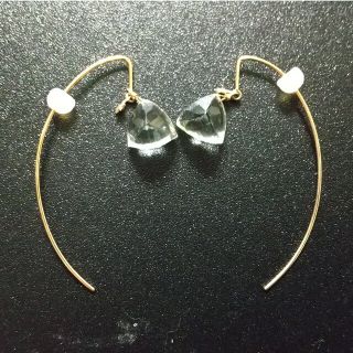 スタージュエリー(STAR JEWELRY)のスタージュエリーガール　グリーンクオーツフックピアス(ピアス)