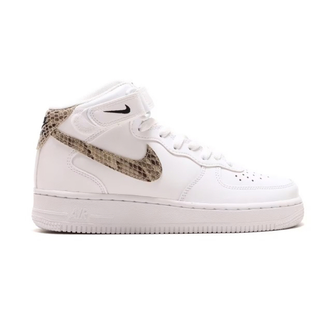 NIKE(ナイキ)の6.5cm 新品 エアフォース1 スネーク蛇 Nike Air Force1 メンズの靴/シューズ(スニーカー)の商品写真