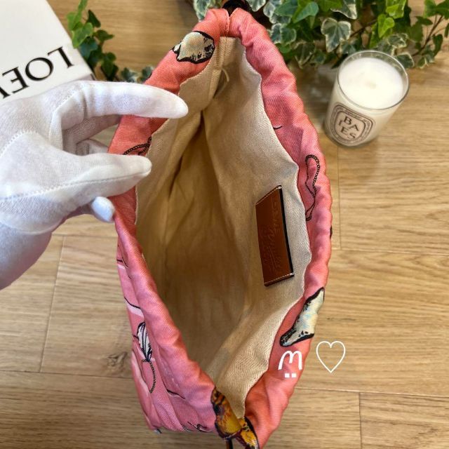 LOEWE ロエべ ドローストリングポーチ 巾着袋 バッグインバッグ シェル