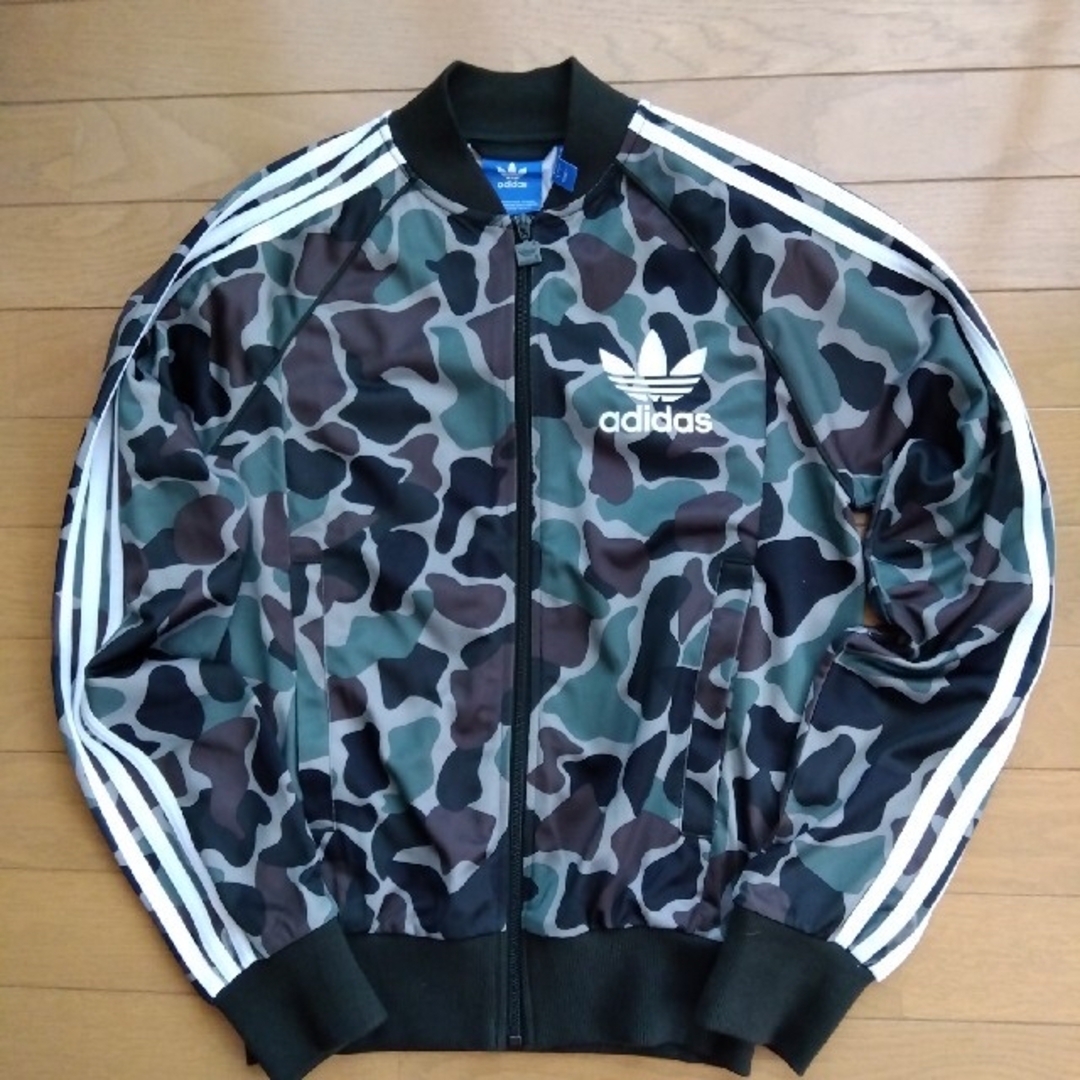 adidas  unisex  Sサイズ　迷彩ジャージ