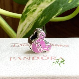 ディズニー(Disney)のPandora Disney Parks 2020 Logo Charm(チャーム)