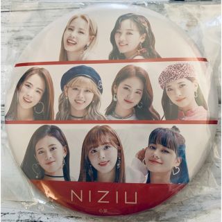 ニジュー(NiziU)のNiziU ローソン限定BIG缶バッジB(アイドルグッズ)