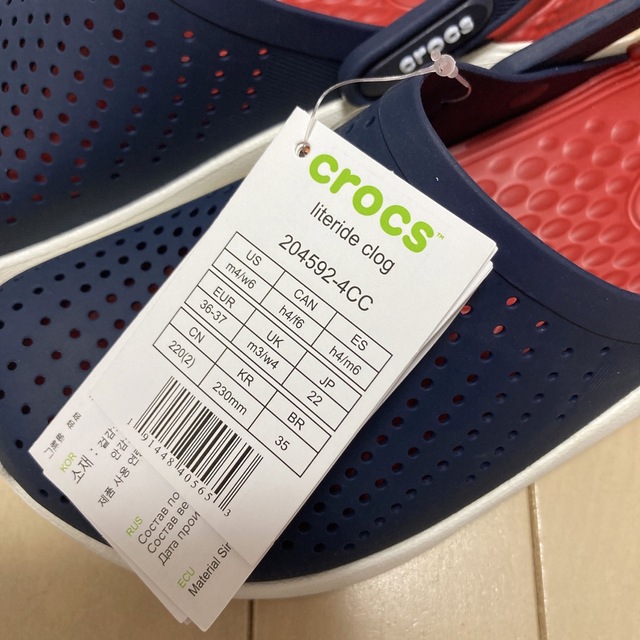 crocs(クロックス)の新品 22㎝ クロックス ライトライド クロッグ ネイビー レディースの靴/シューズ(サンダル)の商品写真