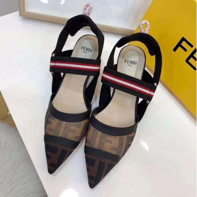 FENDI フェンディ コリブリ テクニカルメッシュ スリングバック