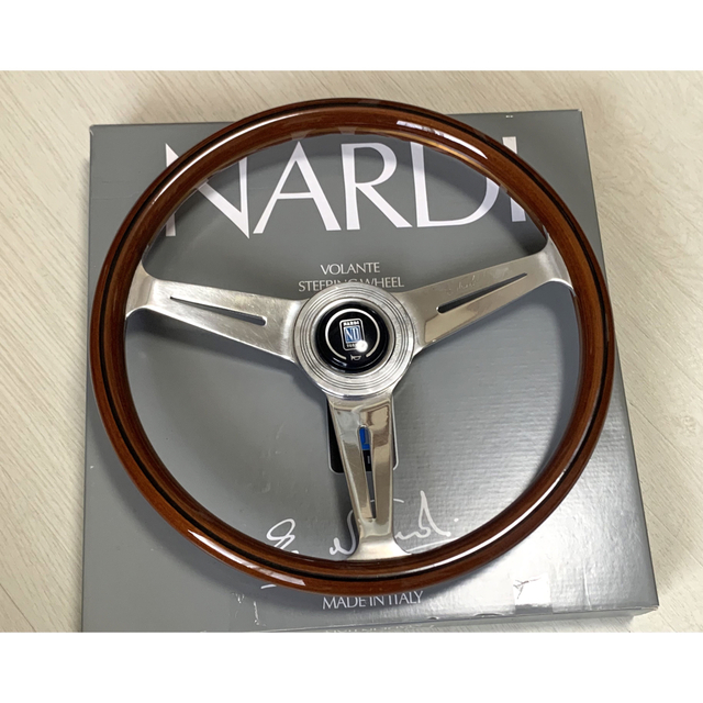 NARDI Classic ウッドステアリング 365mm 即決大歓迎 納得できる割引 16990円