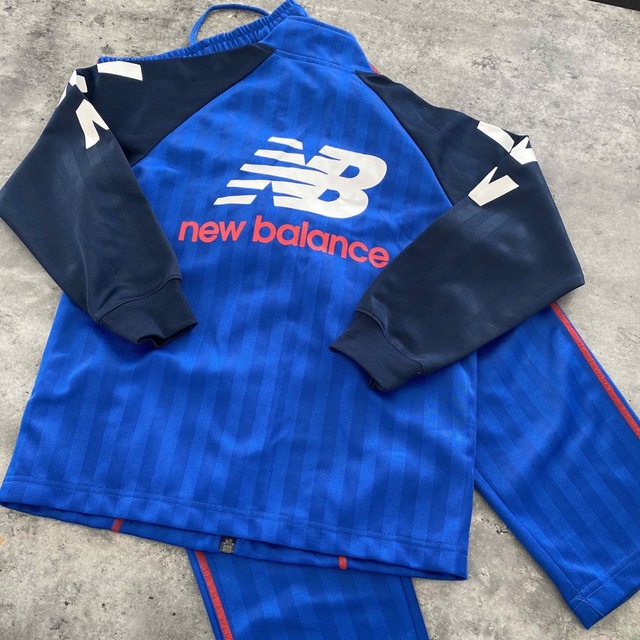 New Balance(ニューバランス)のジャージ 120 キッズ/ベビー/マタニティのキッズ服男の子用(90cm~)(その他)の商品写真