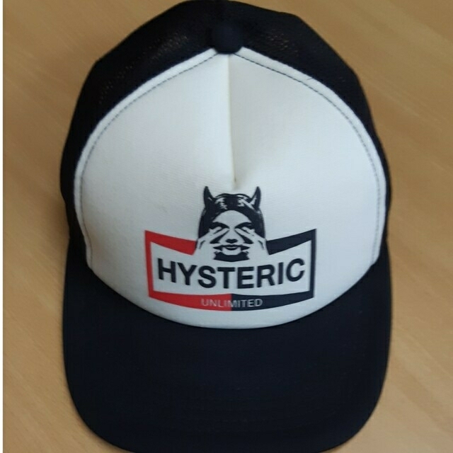 HYSTERIC GLAMOUR(ヒステリックグラマー)の月末まで期間限定値下げ　人気デビルガールプリントキャップ　ヒステリックグラマー メンズの帽子(キャップ)の商品写真