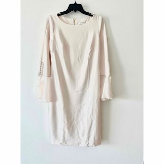 カルバンクライン(Calvin Klein)のカルバンクラインCK新品！可愛い色のシフォンベルスリーブワンピース　US12(ひざ丈ワンピース)