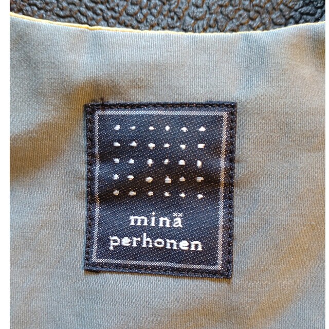 mina perhonen(ミナペルホネン)のミナペルホネン エッグバッグ フラワーステップ flower step レア レディースのバッグ(ハンドバッグ)の商品写真