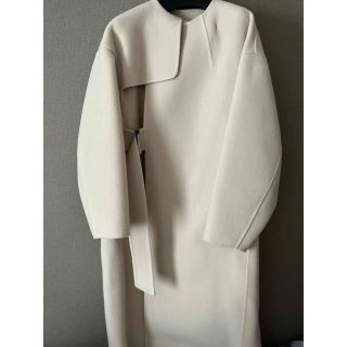 ハイク(HYKE)の美品！HYKE DOUBLE FACE TRENCH COAT オフホワイト (ロングコート)