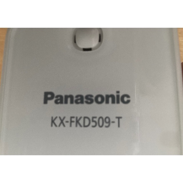 Panasonic(パナソニック)のPanasonic 電話/子機 スマホ/家電/カメラのスマートフォン/携帯電話(その他)の商品写真