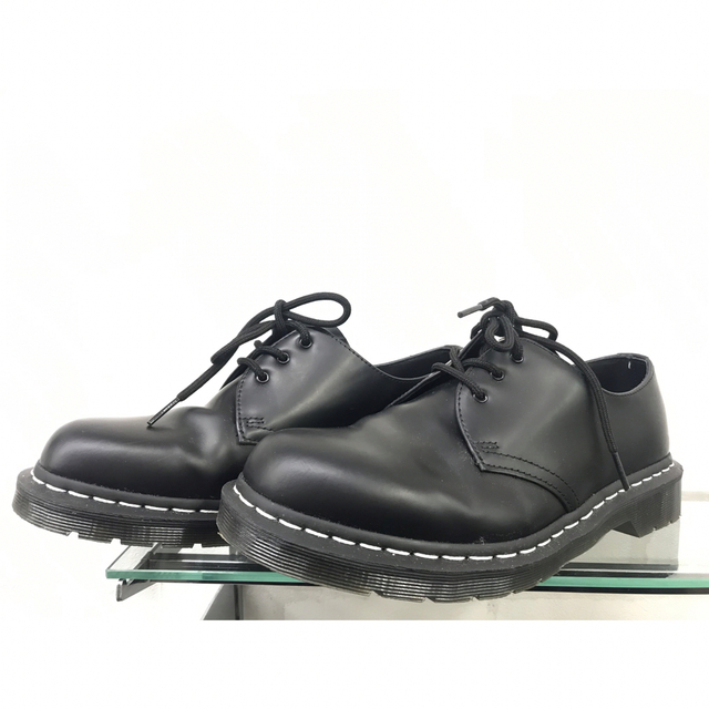 Dr.Martens(ドクターマーチン)のドクターマーチン ホワイトステッチ 3ホールシューズ 黒 メンズの靴/シューズ(ドレス/ビジネス)の商品写真