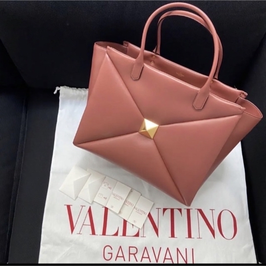 VALENTINO - 【Valentino 】one studラージサイズ ワンスタッズバッグ