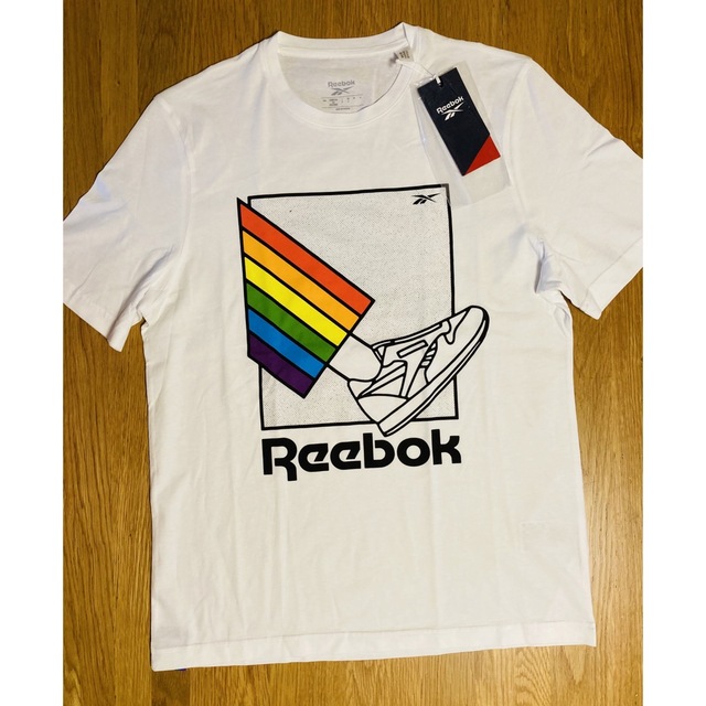 Reebok(リーボック)のTシャツ  リーボック　新品 レディースのトップス(Tシャツ(半袖/袖なし))の商品写真