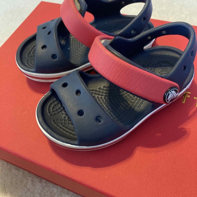 crocs(クロックス)のクロックス　C4 キッズ/ベビー/マタニティのベビー靴/シューズ(~14cm)(サンダル)の商品写真