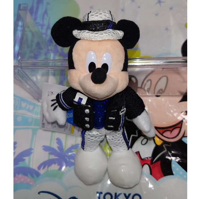 Disney - クラブマウスビート ミッキー&ミニー ぬいぐるみバッジ【2体】の通販 Disney - クラブマウスビート ミッキー&ミニー ぬいぐるみバッジ【2体】の通販