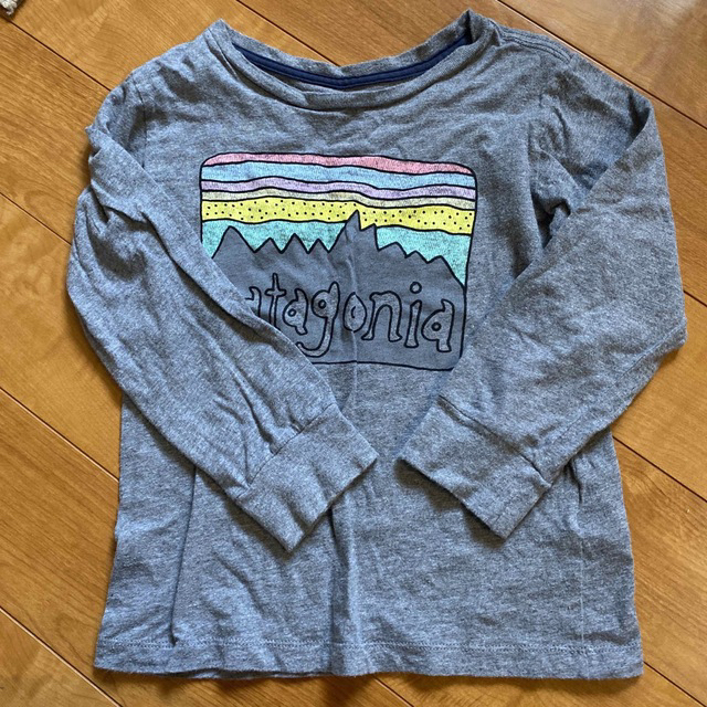 patagonia(パタゴニア)のパタゴニア キッズロンティ キッズ/ベビー/マタニティのキッズ服男の子用(90cm~)(Tシャツ/カットソー)の商品写真