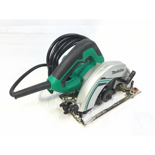 Makita - ☆比較的綺麗☆makita マキタ 100V 165mm マルノコ Makita - ☆比較的綺麗☆makita マキタ 100V 165mm マルノコ