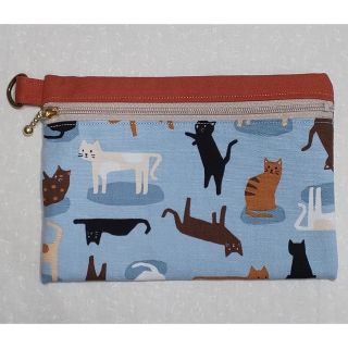 2387 ねこ柄 フラットポーチS ハンドメイド(ポーチ)