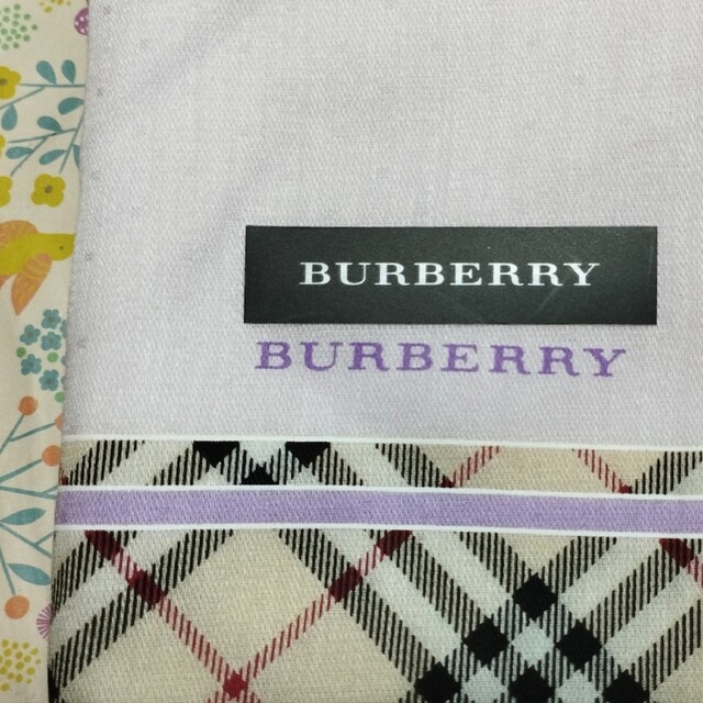 BURBERRY(バーバリー)の【未使用・レディース】バーバリー／BURBERRY『ハンカチ３枚セット』 レディースのファッション小物(ハンカチ)の商品写真