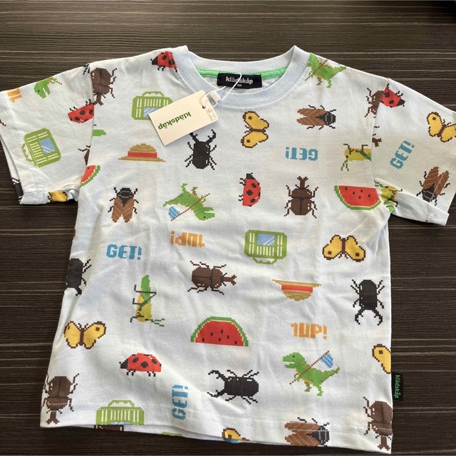 kladskap(クレードスコープ)の【新品】100　クレードスコープ　昆虫総柄半袖Tシャツ　男の子　昆虫 キッズ/ベビー/マタニティのキッズ服男の子用(90cm~)(Tシャツ/カットソー)の商品写真