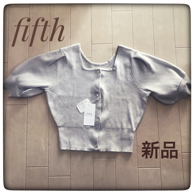 fifth(フィフス)のfifth スクエアネック カーディガン レディースのトップス(カットソー(半袖/袖なし))の商品写真