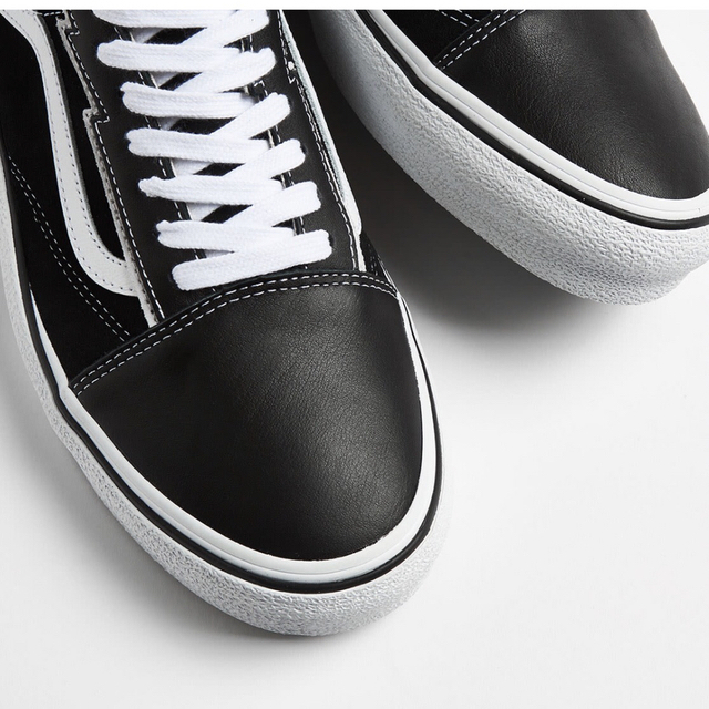 VANS VAULT(バンズボルト)のMASTERMIND WORLD Vault by Vans Old Skool メンズの靴/シューズ(スニーカー)の商品写真